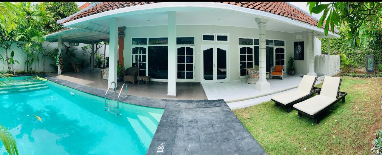Alinta Villa 1 Sanur  Ngoại thất bức ảnh
